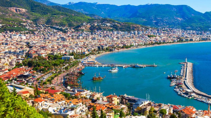 Alanya'da işletmeler zor durumda