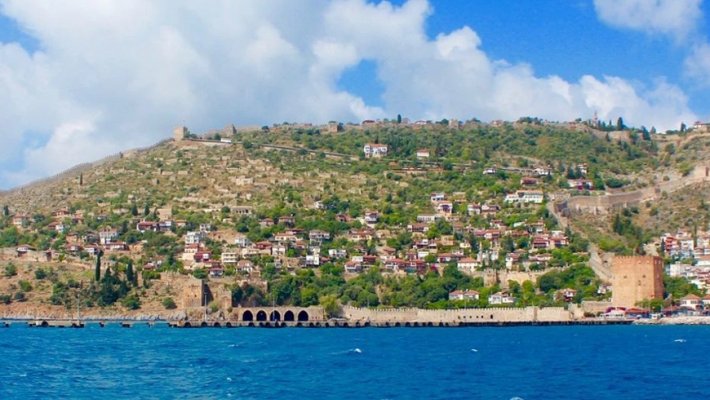 Alanya’da bulunan 3 arazi